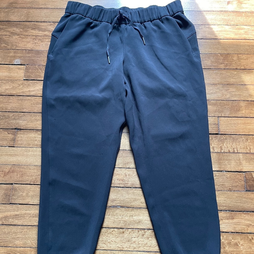 Lululemon On The Fly Joggers